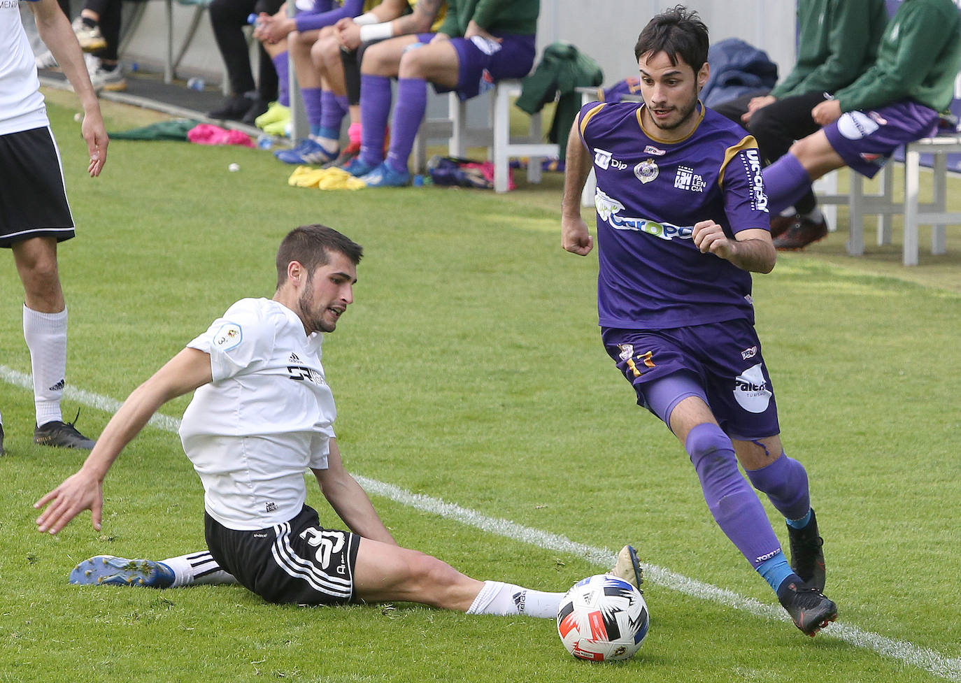 Fotos: Palencia Cristo 1-1 Burgos Promesas