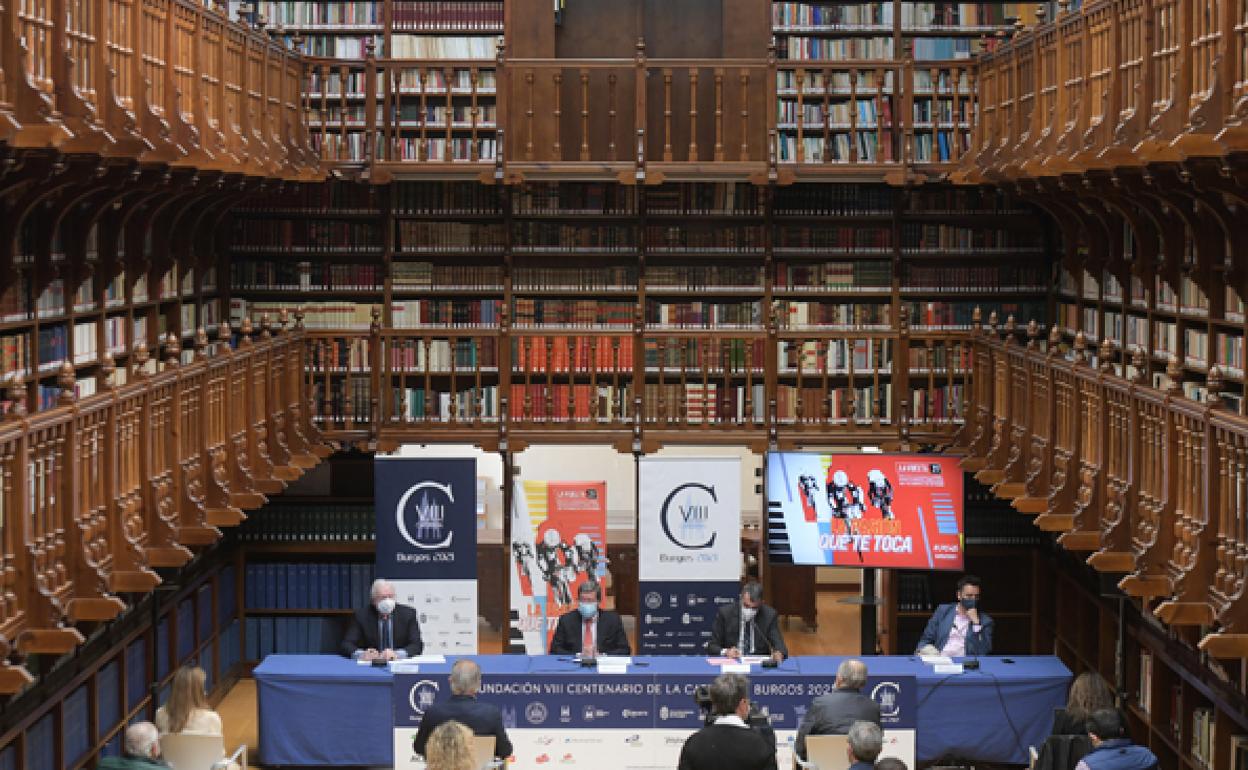 La Biblioteca del Monasterio de San Agustín acogió este encuentro con los medios. 