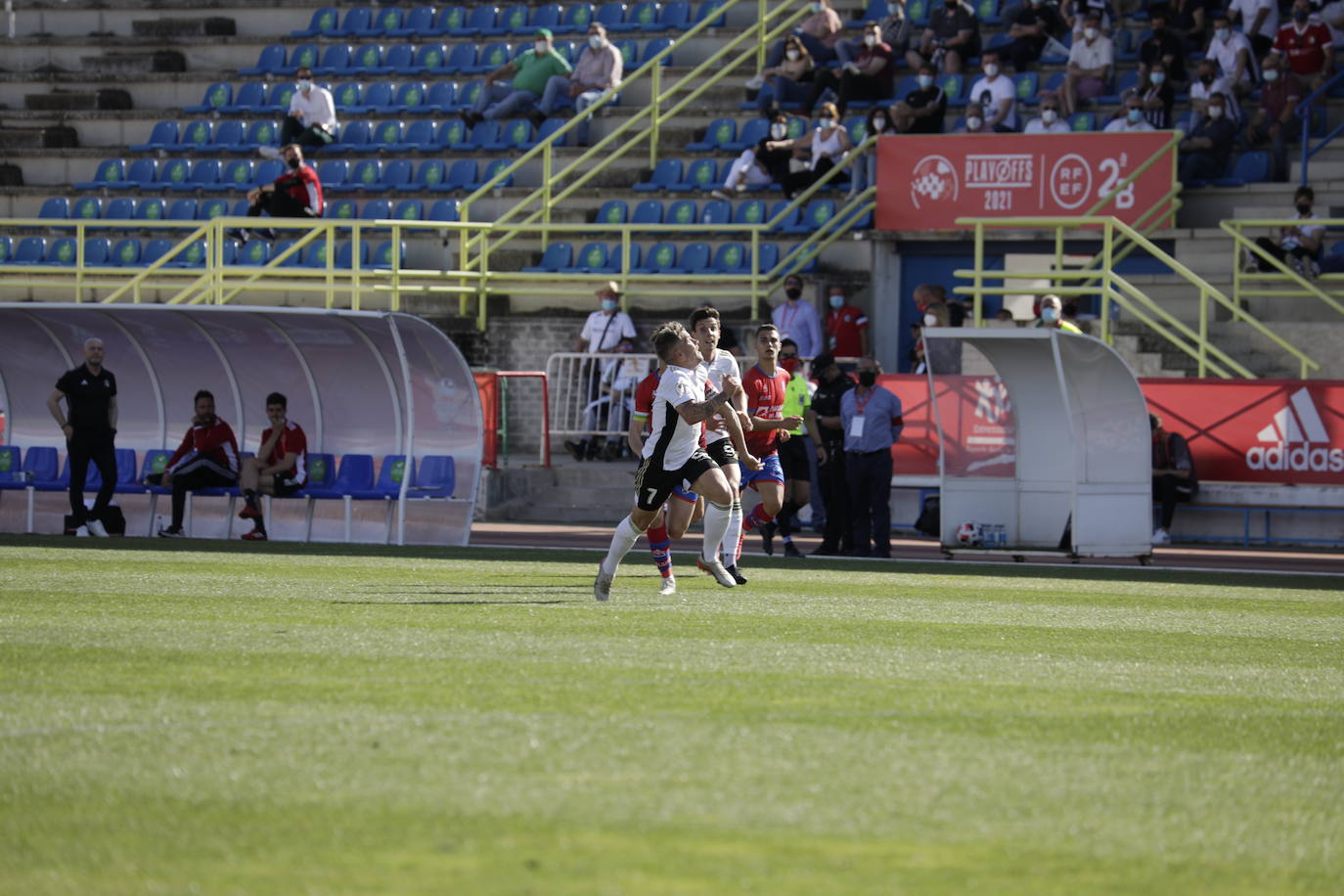 Fotos: Echa un vistazo a las imágenes del partido Burgos CF-CD Calahorra