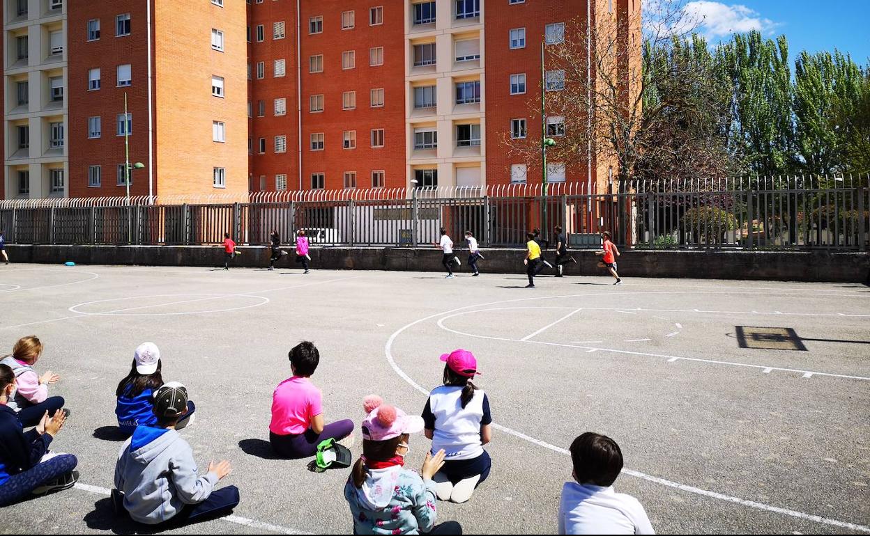 Maristas se fija en el VIII centenario de la Catedral para su carrera solidaria a favor de Unicef.