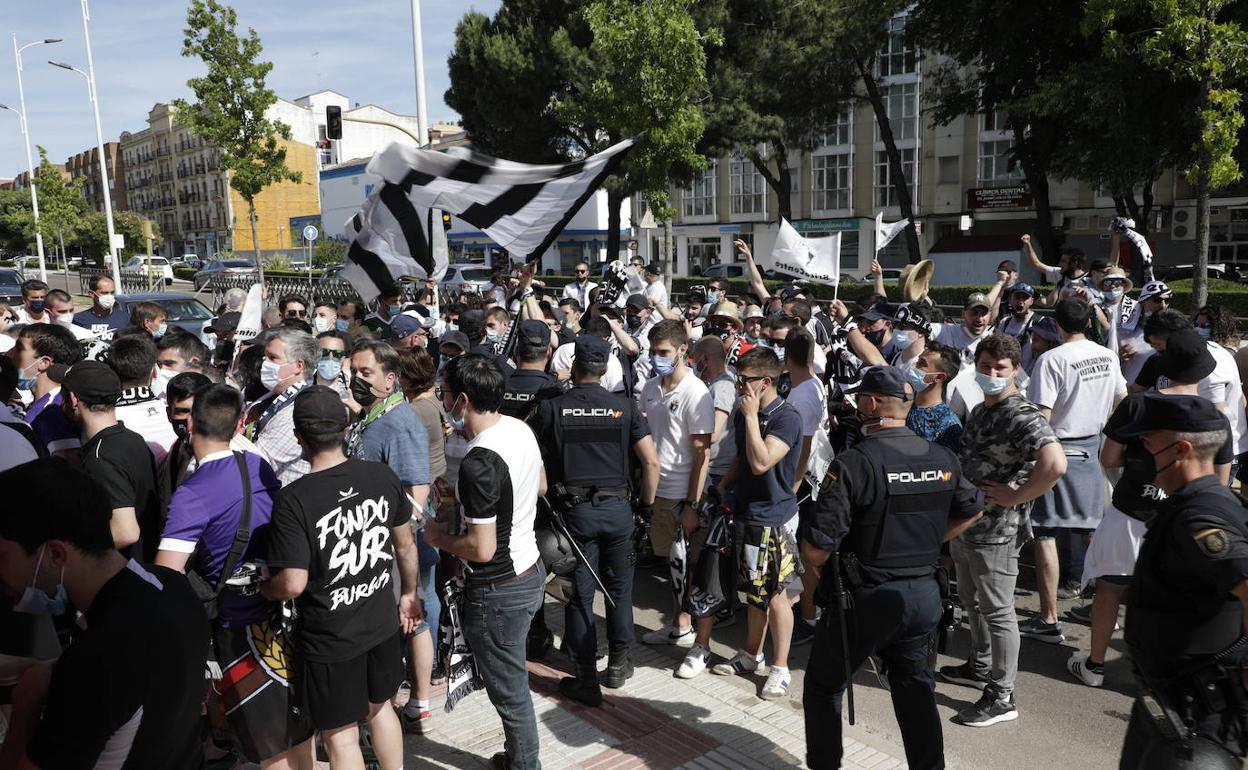 Más de 700 aficionados burgaleses ya vivieron en directo el partido frente al Calahorra. 