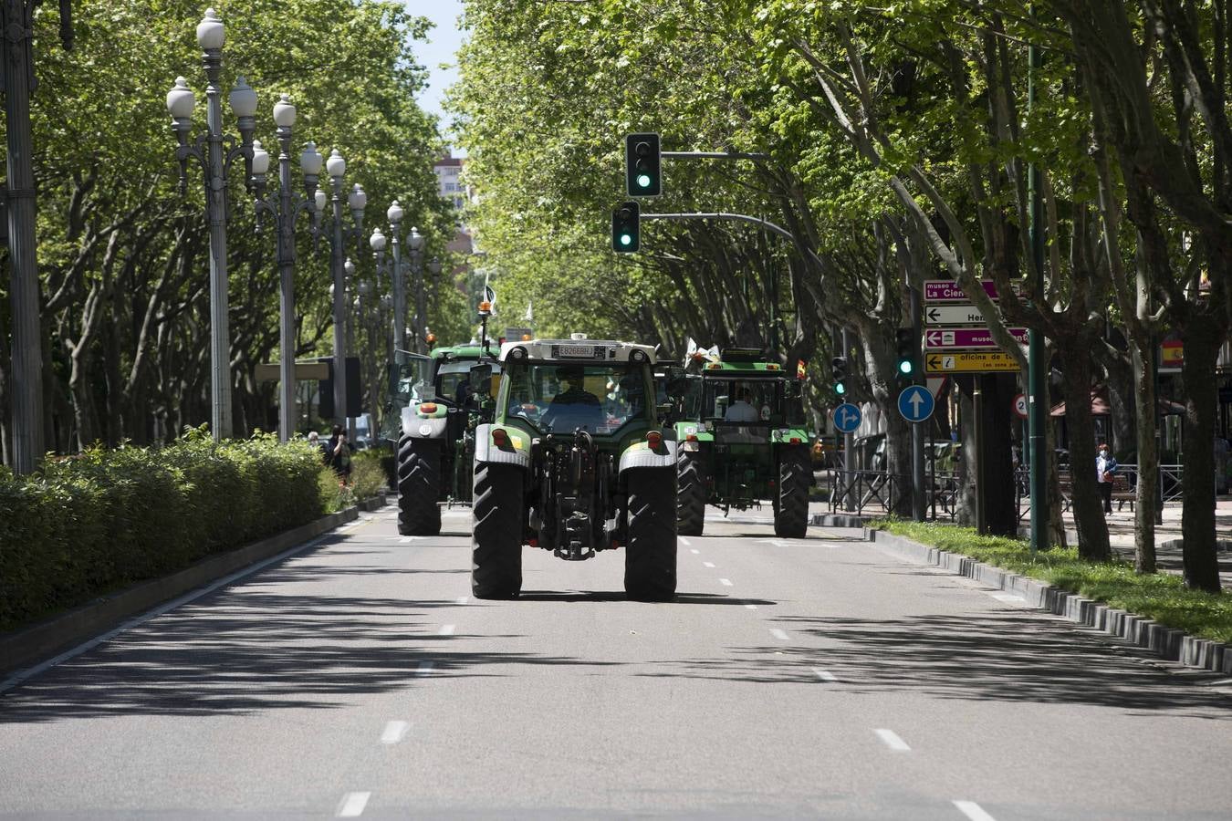 Fotos: Tractorada en Valladolid por una PAC justa