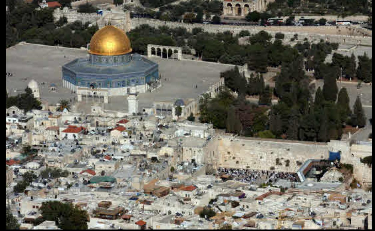 Vista aérea de la Vieja Ciudad de Jerusalén 