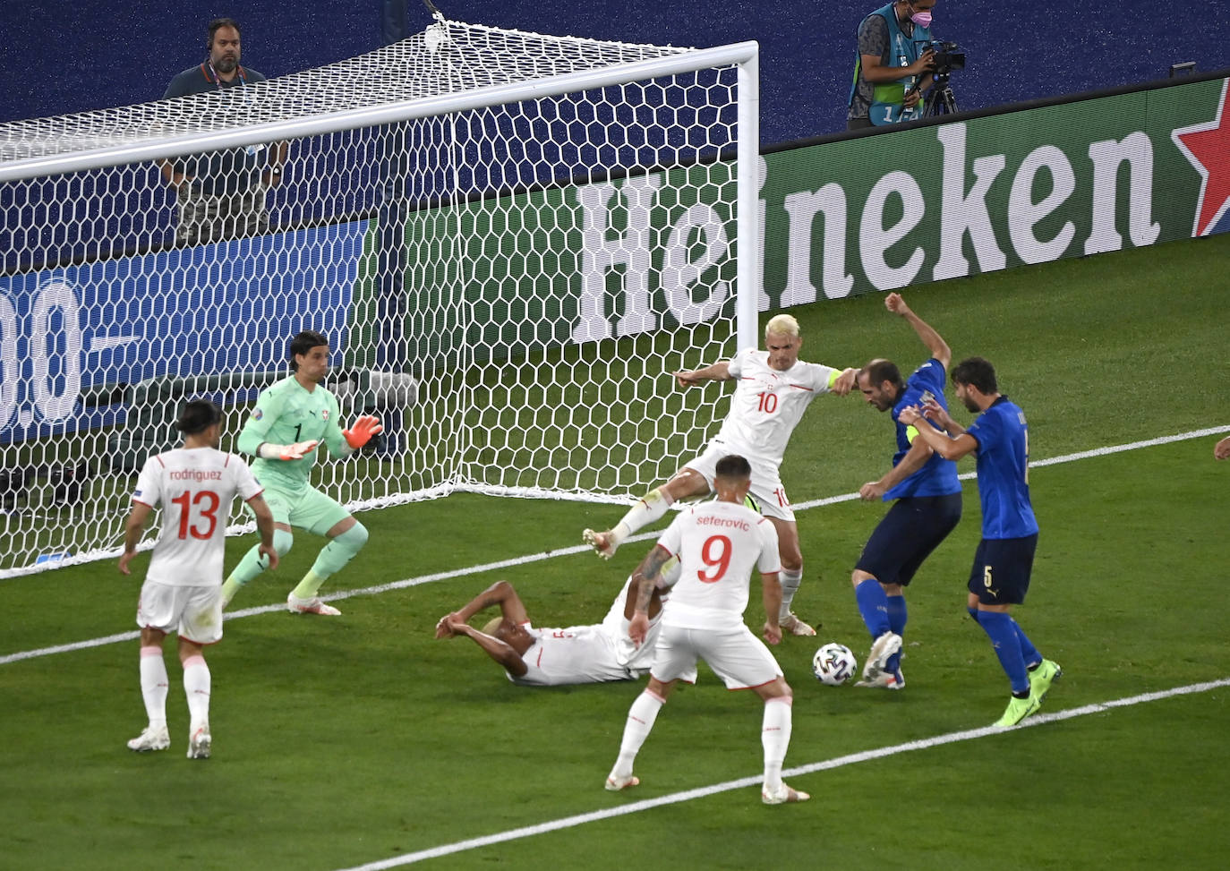 Fotos: Italia - Suiza, en imágenes