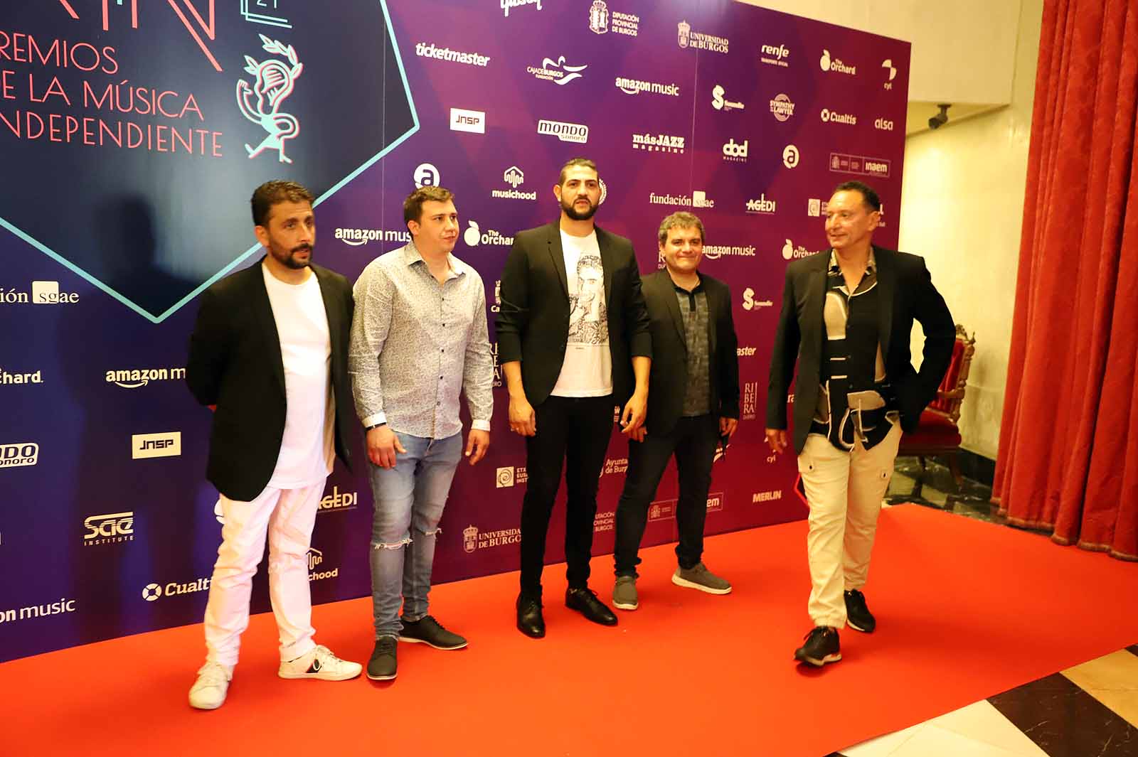 Fotos: Alfombra roja de los Premios MIN 2021