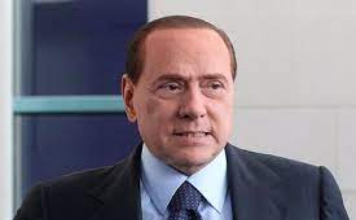 Silvio Berlusconi, ex primer ministro de Italia 