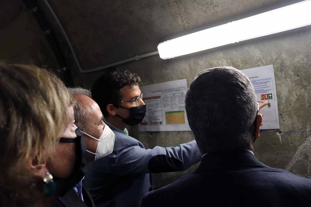 Fotos: 17 años y 250 millones de euros después, el embalse de Castrovido empieza a llenarse (en pruebas)