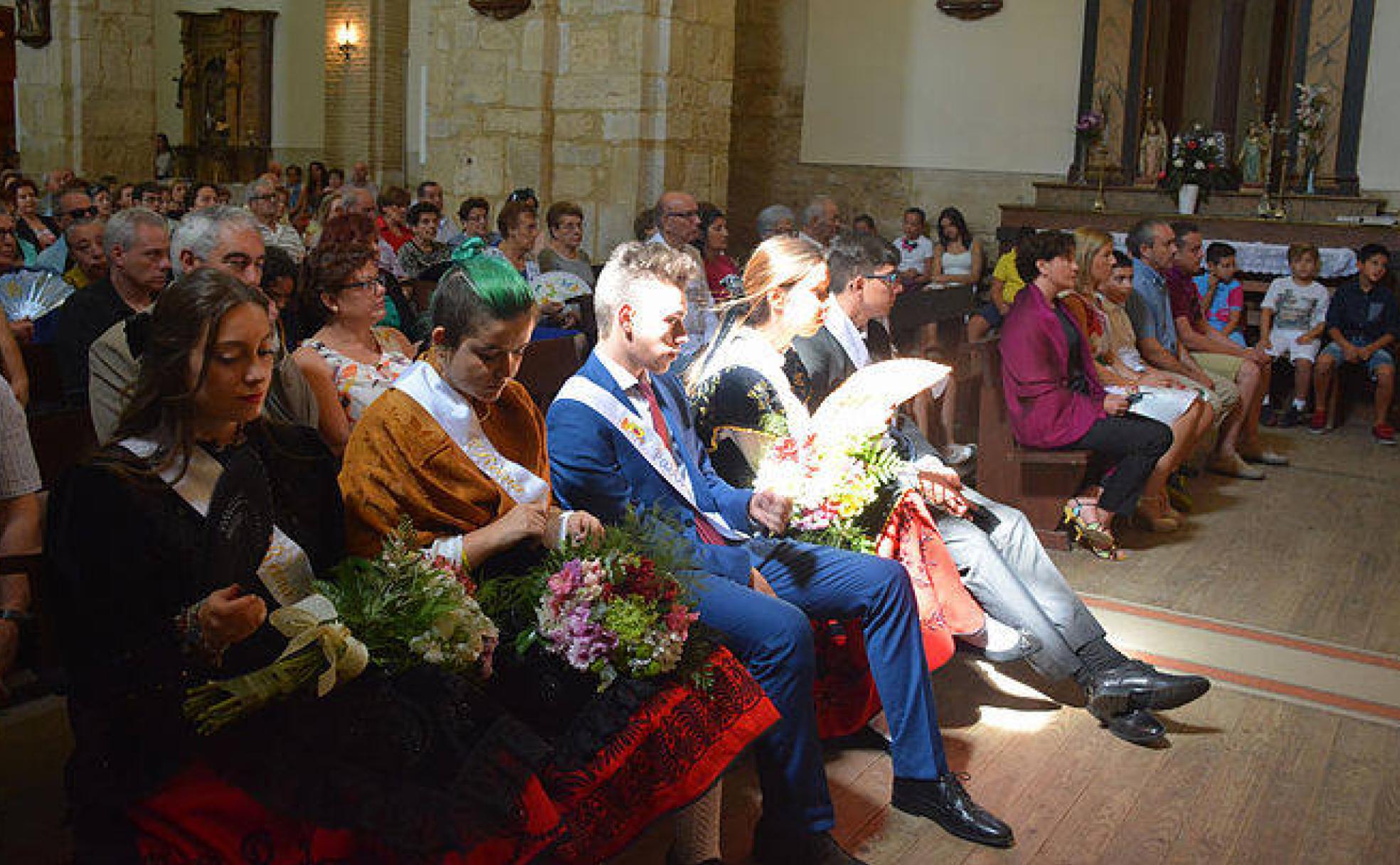 Los quintos celebran su misa en honor a la Concepción de Nuestra Señora en San Pedro de Latarce.