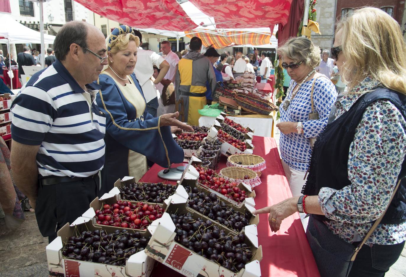 Edición anterior de la Feria de la Cereza en Covarrubias. 