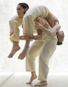 Imagen secundaria 2 - &#039;Bailando con piedras&#039; reúne este martes en el Monasterio de San Juan de Burgos seis nuevas propuestas