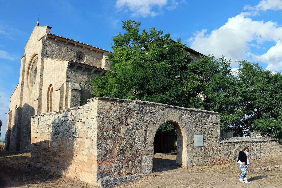 Iglesia de Villamorón.