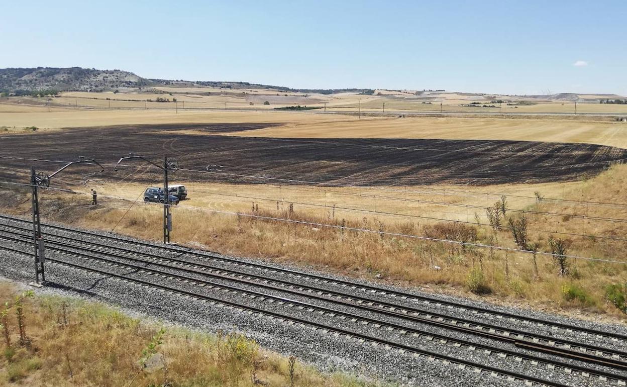 Imagen de la zona del incendio tras ser extinguido por los Bomberos.