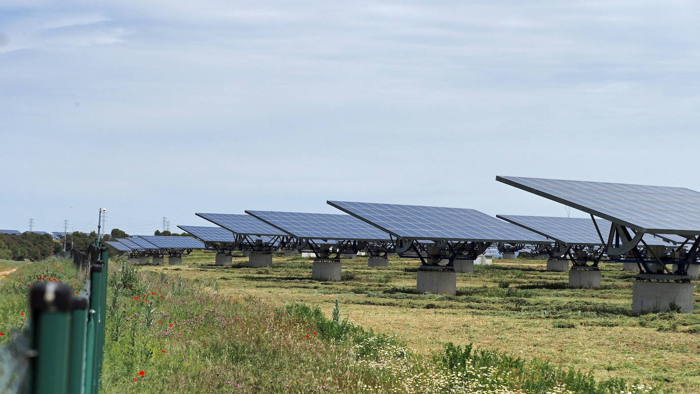 Instalación de paneles fotovoltaicos. 