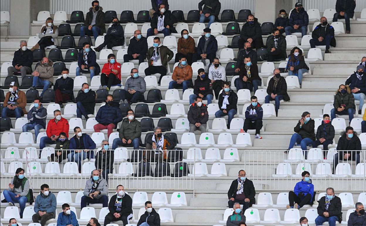 Durante el inicio de la temporada se mantendrán las restricciones covid.