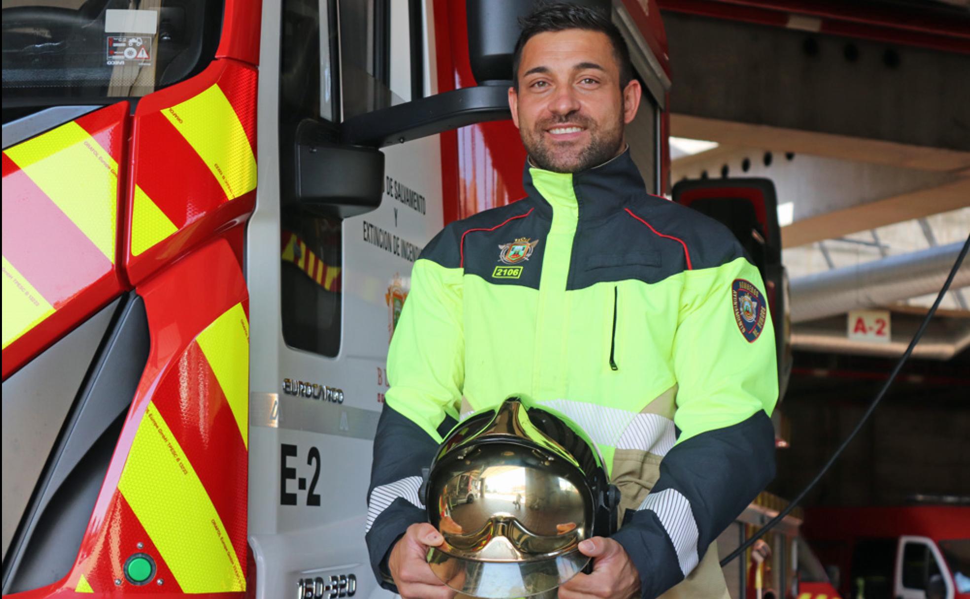 Manuel José Bogumin Beloso, nuevo bombero del Parque de Burgos.