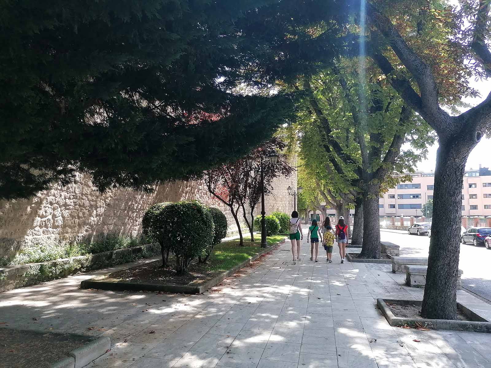 Las terrazas a la sombra han sido parada obligatoria para muchos. 