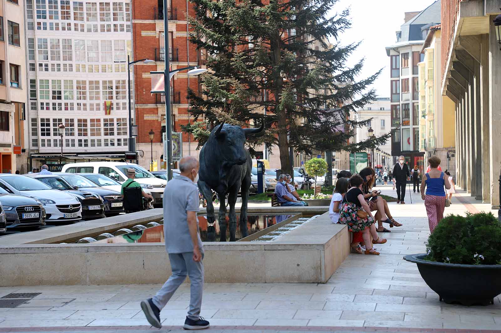 Las terrazas a la sombra han sido parada obligatoria para muchos. 