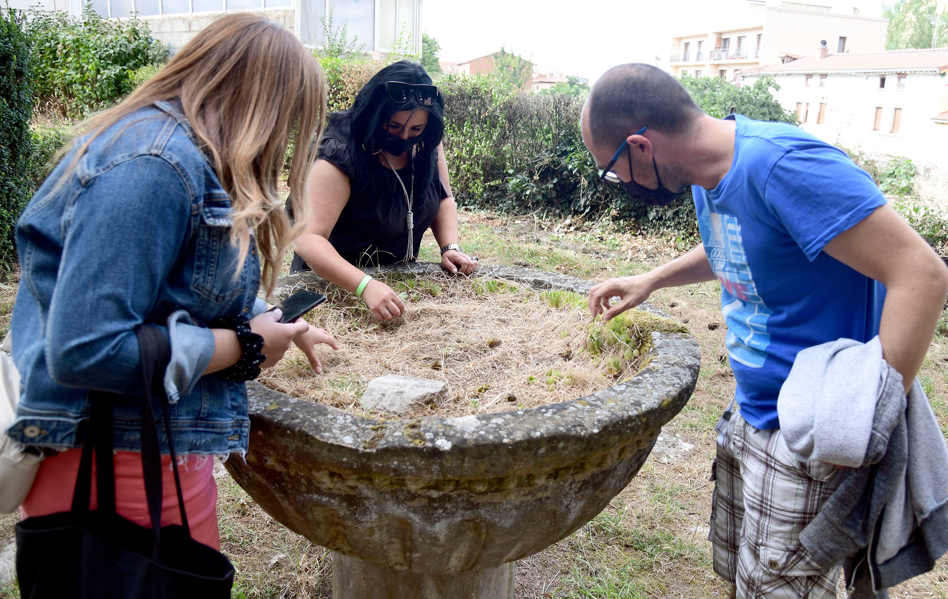 Tres participantes del Scape Room de Belorado