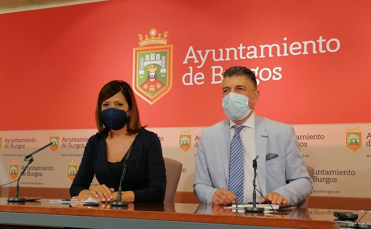 Nuria Barrio y Vicente Marañón en una imagen de archivo de una rueda de prensa.