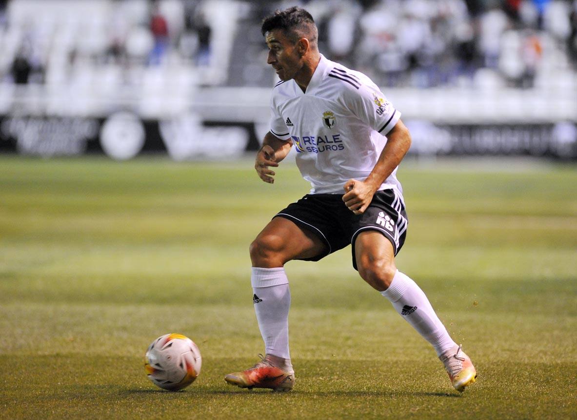 Fotos: Imágenes del Burgos CF - Eibar en El Plantío