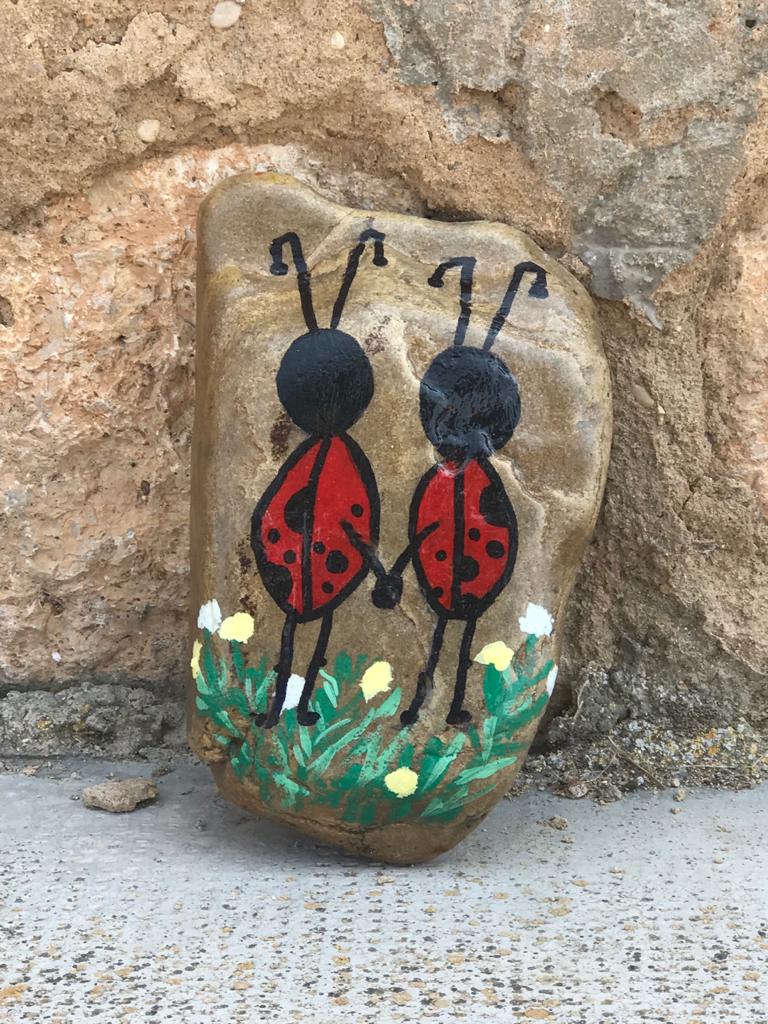 Fotos: &#039;PetreArte&#039;, pintura sobre piedras en Palazuelos de Muñó