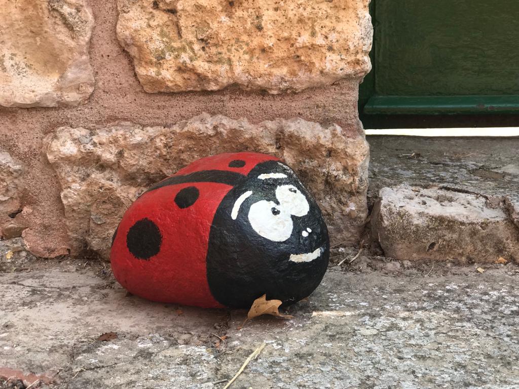 Fotos: &#039;PetreArte&#039;, pintura sobre piedras en Palazuelos de Muñó