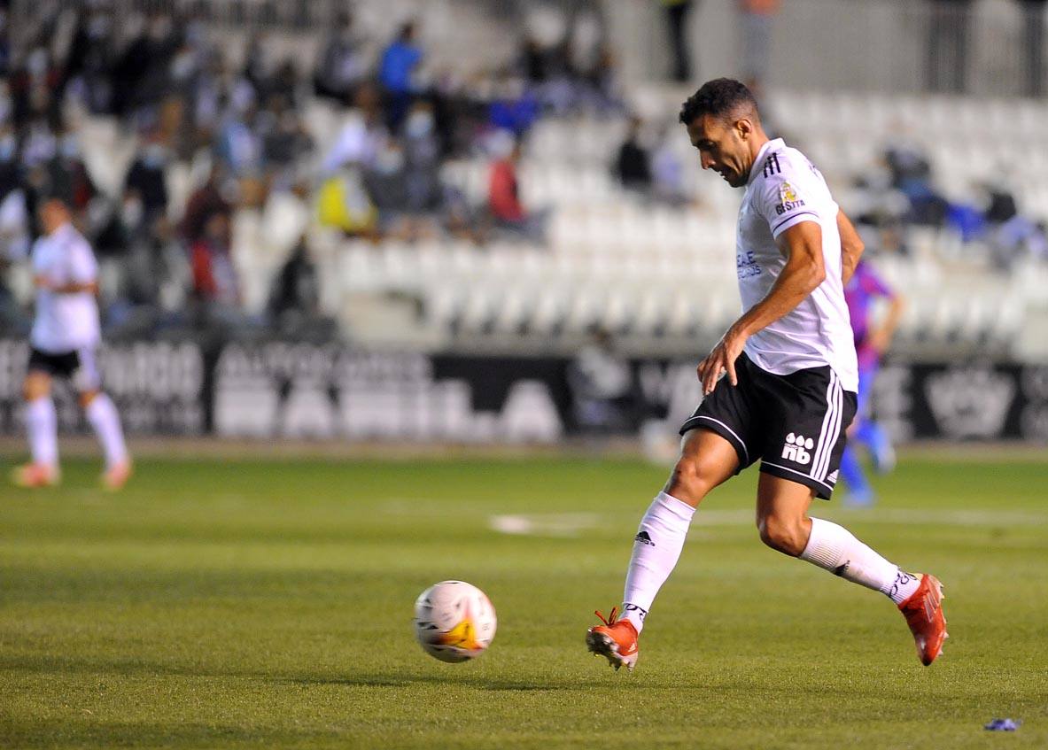 Fotos: Imágenes del Burgos CF - Eibar en El Plantío