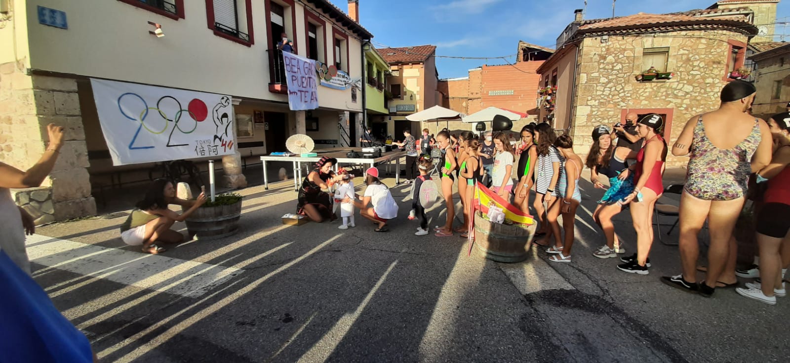 Fotos: Puentedura homenajea a su waterpolista y medallista olímpica Beatriz Ortiz