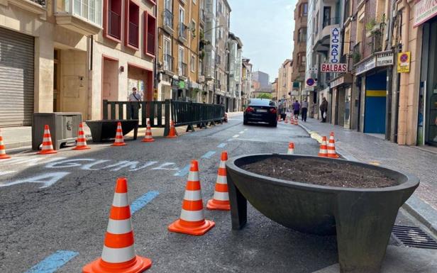 En Santa Clara se ensayó el pasado año una peatonalización blanda durante la Semana de la Movilidad.