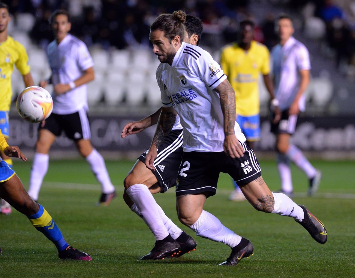 Fotos: El Burgos CF suma un empate frente a Las Palmas
