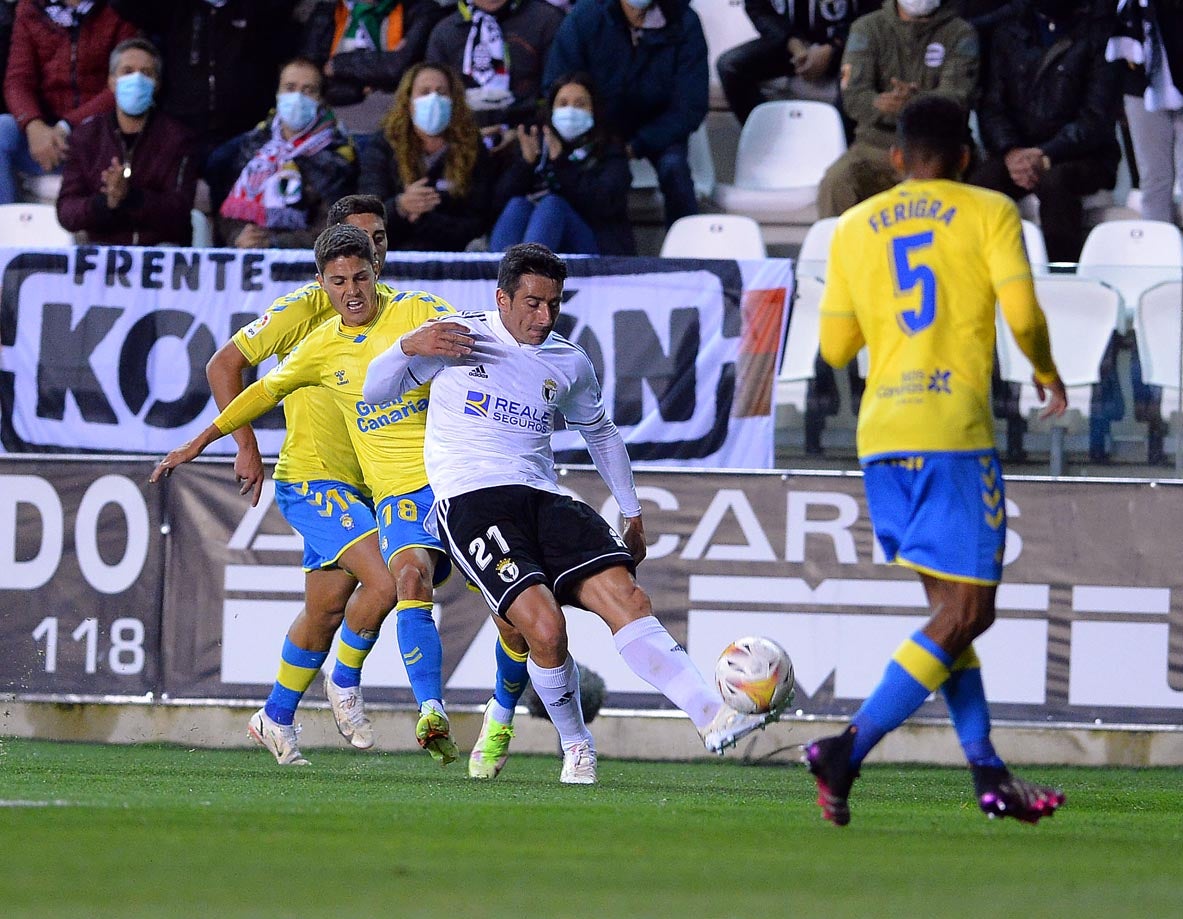 Fotos: El Burgos CF suma un empate frente a Las Palmas