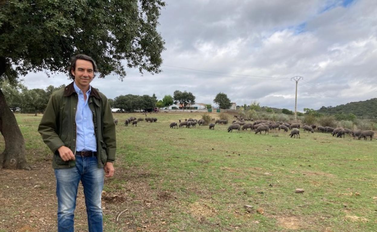 Ramón Hernández en la dehesa Valverde de Ciudad Rodrigo.