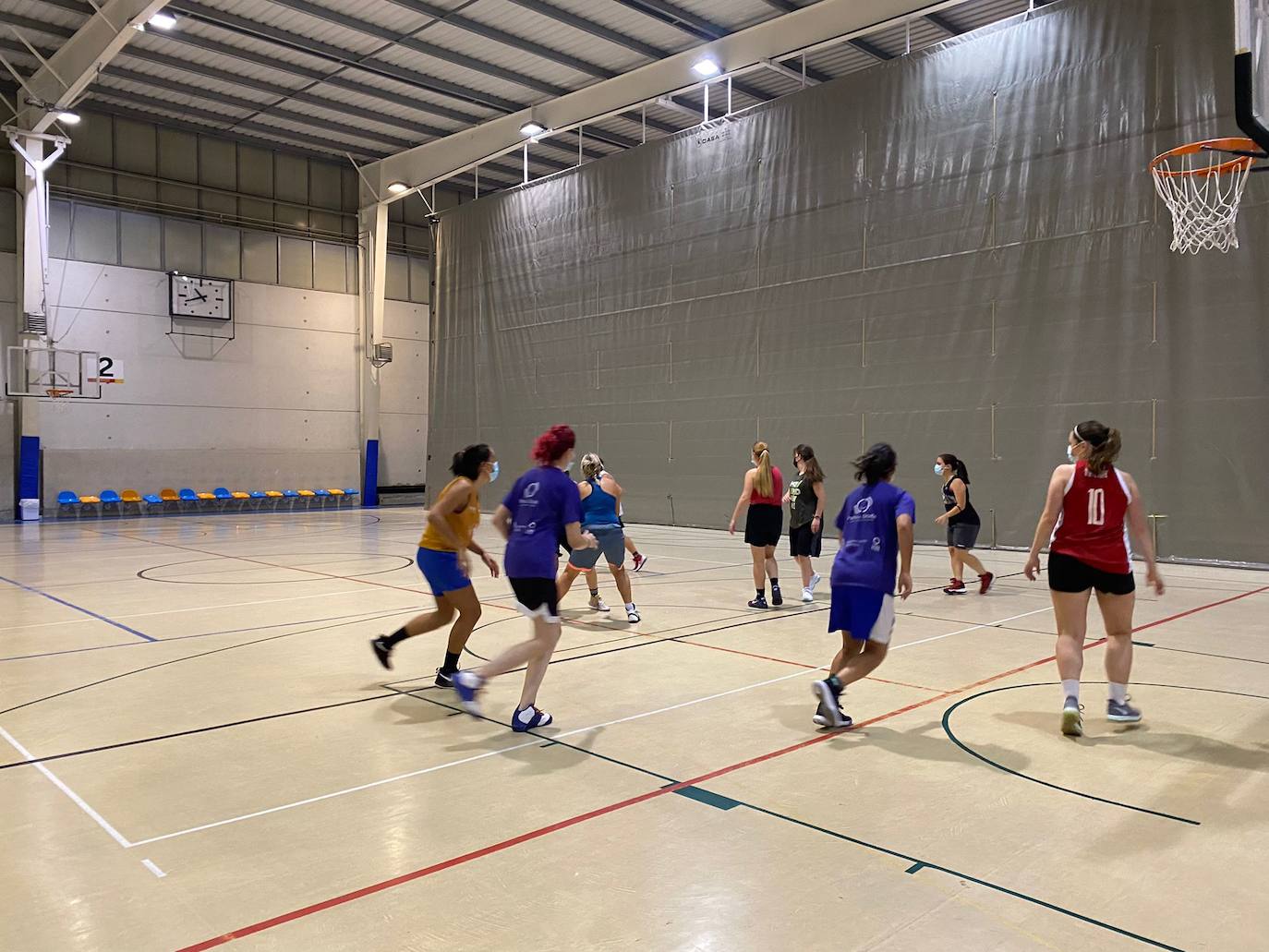 Fotos: El baloncesto femenino se asienta en Burgos, la satisfacción de lograr un espacio propio