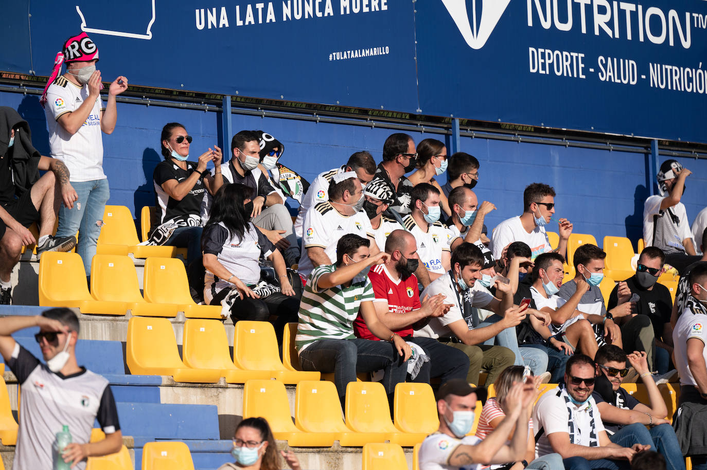 Fotos: El Burgos CF cae en casa del colista