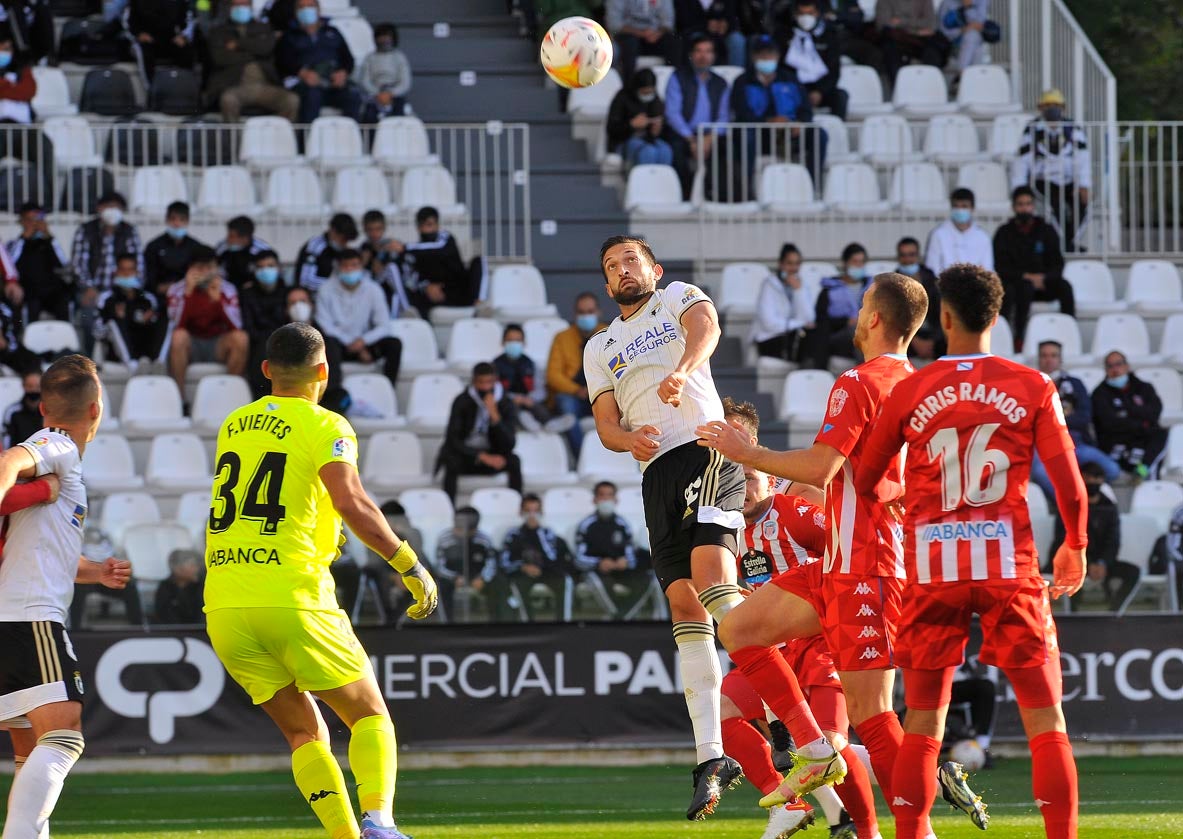 Así fue el empate entre los burgaleses y los gallegos en El Plantío.