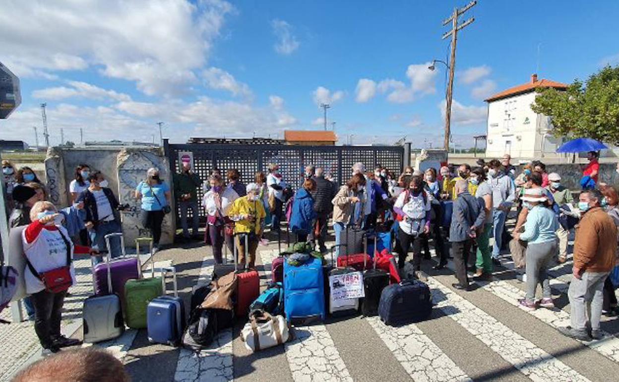 Protesta en Aranda de Duero por el Tren Directo . 