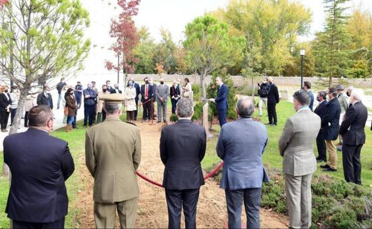La UBU rinde un homenaje póstumo al padre de los yacimientos de Atapuerca, el paleontólogo, profesor y doctor honoris causa Emiliano Aguirre.