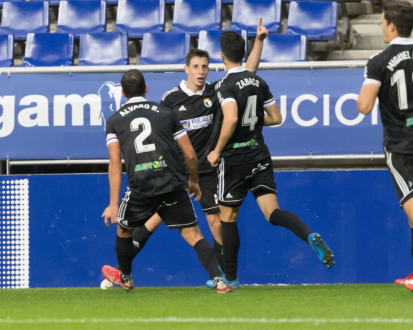 Los de Calero sacan su faceta goleadora en Asturias.