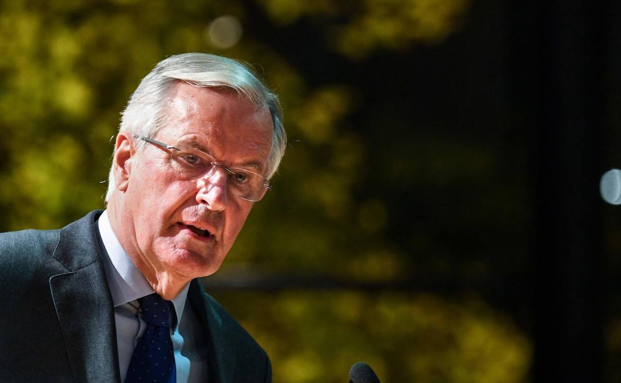 Michel Barnier interviene en un mitin de campaña en Maisons-Alfort, cerca de Paris.