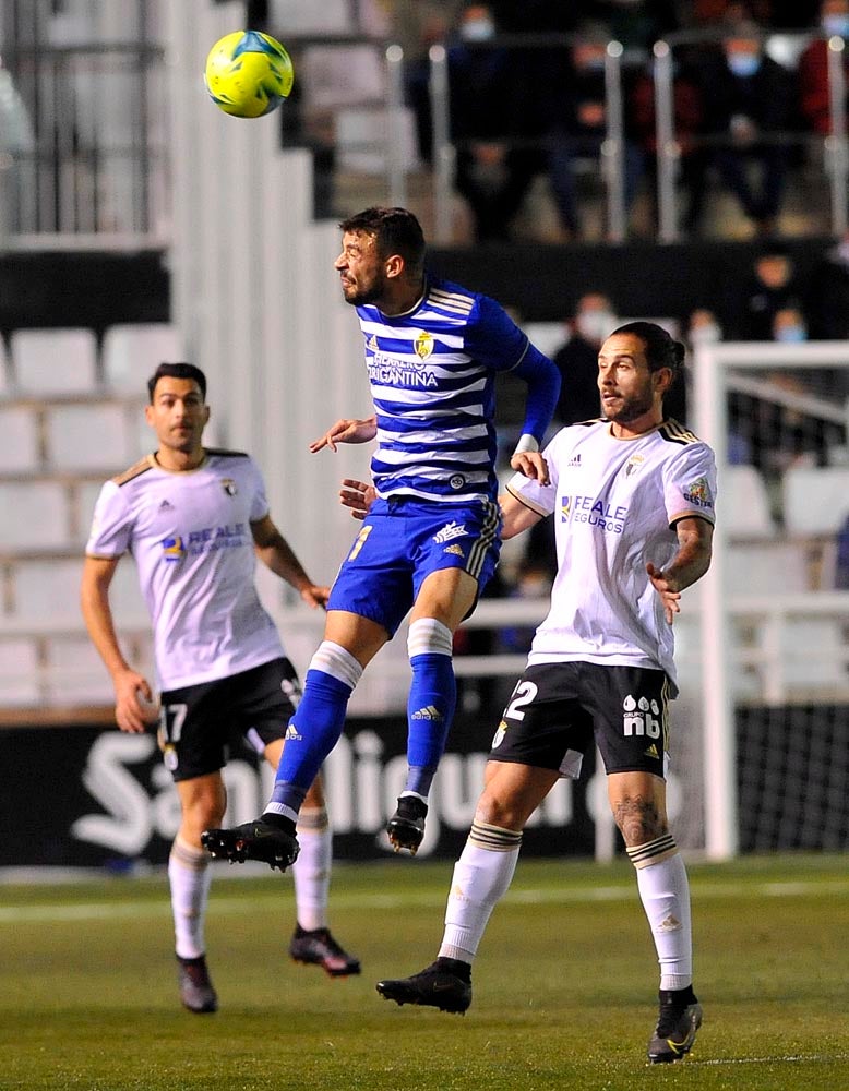 Fotos: El Burgos CF se hace con un nuevo derbi