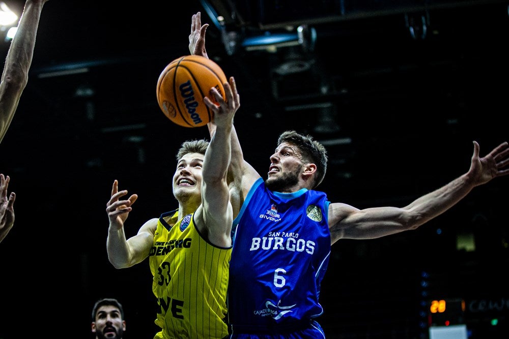 Fotos: El Hereda San Pablo Burgos vence al EWE Baskets Oldenburg