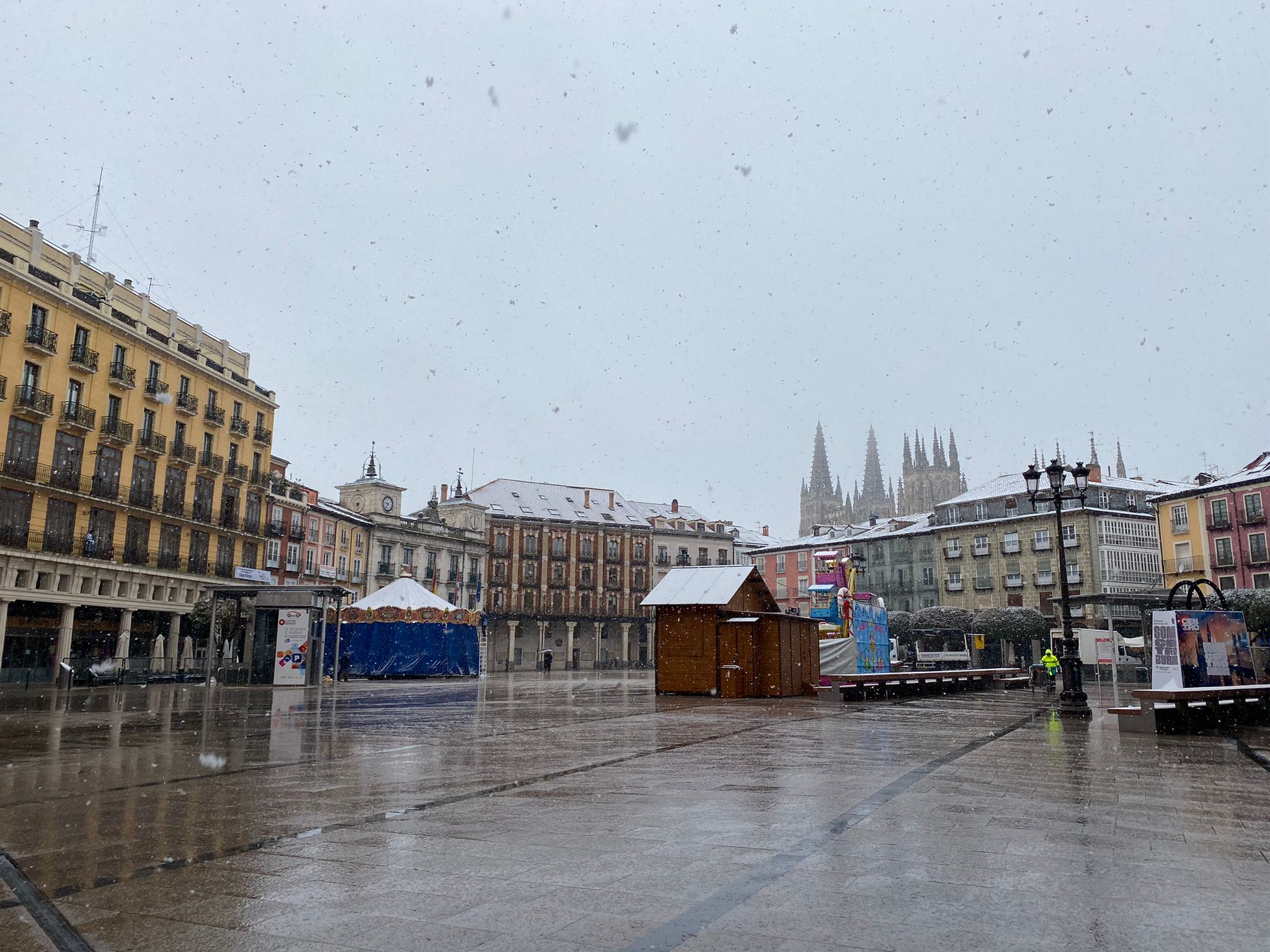 Fotos: La primera nevada del otoño en Burgos en imágenes