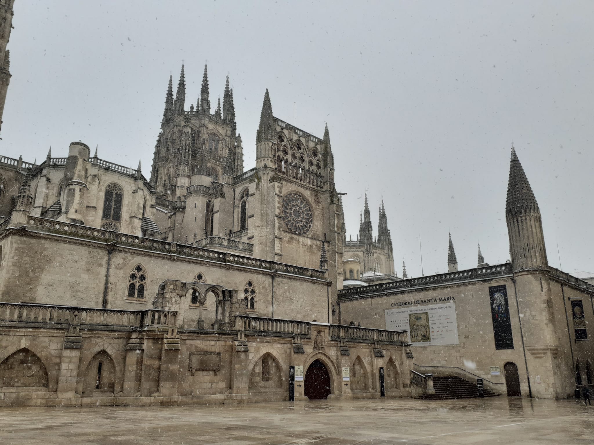 Fotos: La primera nevada del otoño en Burgos en imágenes