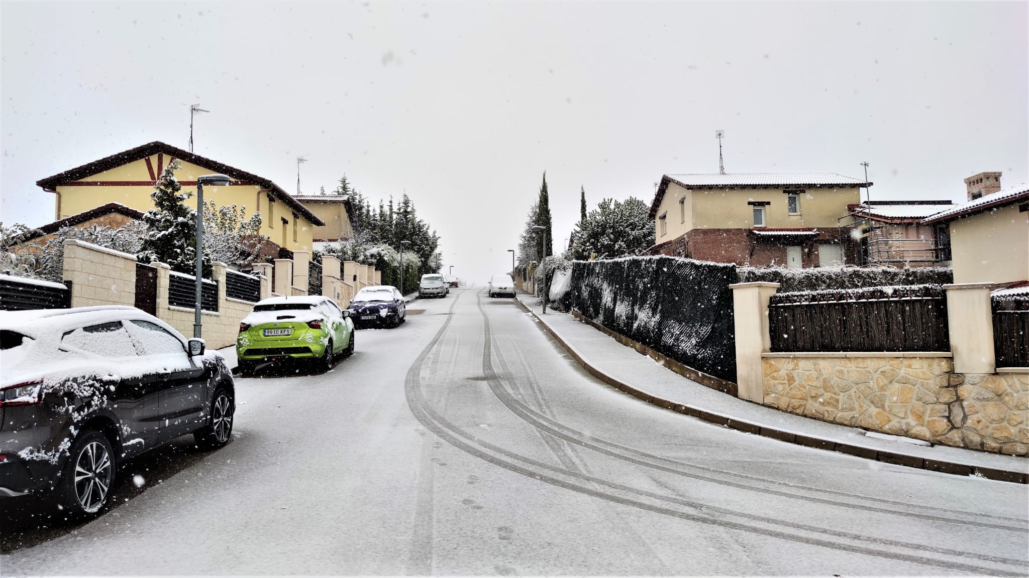 Fotos: La nieve se extiende por la provincia de Burgos