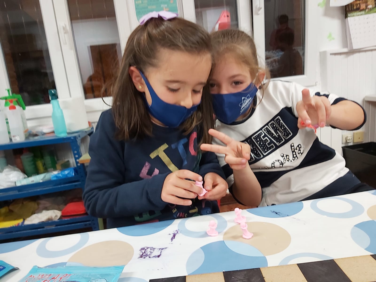 Fotos: Espiciencia engancha a la ciencia y la tecnología a los niños de Las Merindades