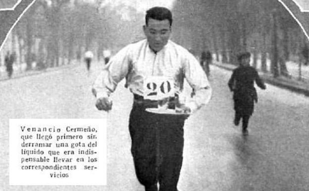 El ganador de la primera carrera de camareros.