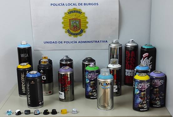 La Policía Local de Burgos denuncia a dos jóvenes por realizar graffitis de madrugada