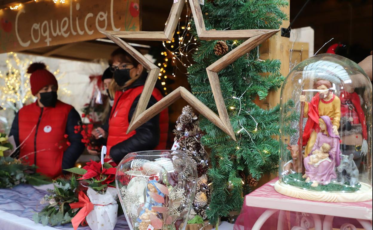 La Feria de Navidad de los floristas está en el Monasterio de San Juan.