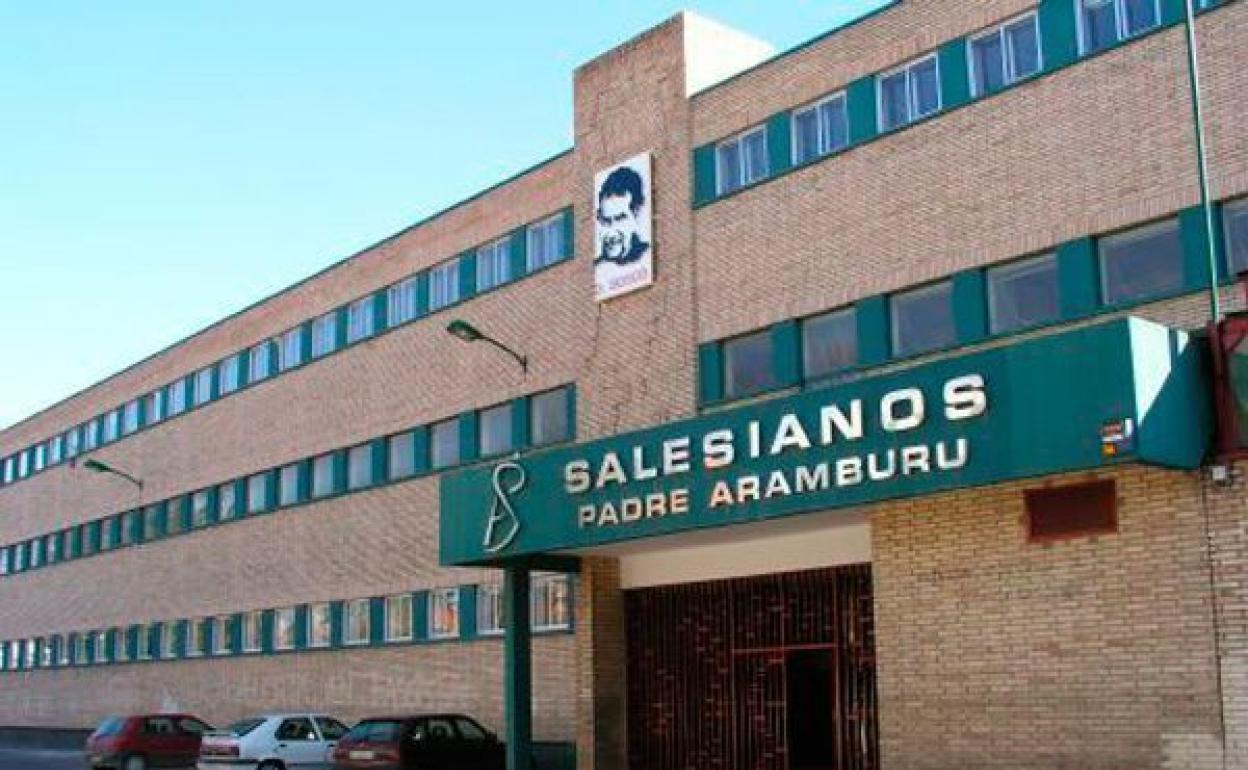 Centro Salesianos Padre Aramburu. 