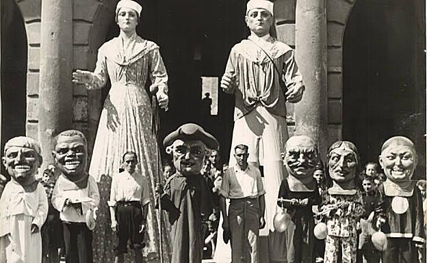 Miranda publica un monográfico online sobre las comparsas mirandesas de gigantes y cabezudos